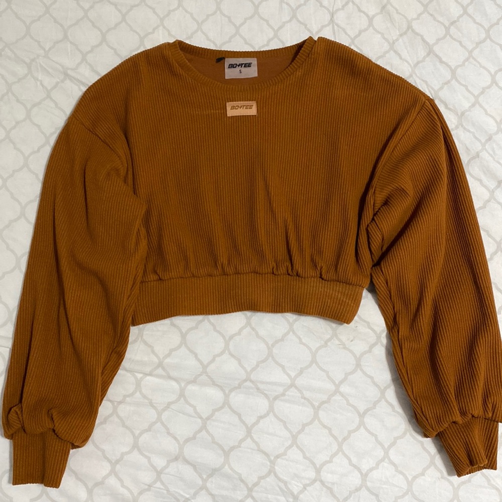 AT EASE RIBBED CROPPED OVERSIZED SWEATSHIRT